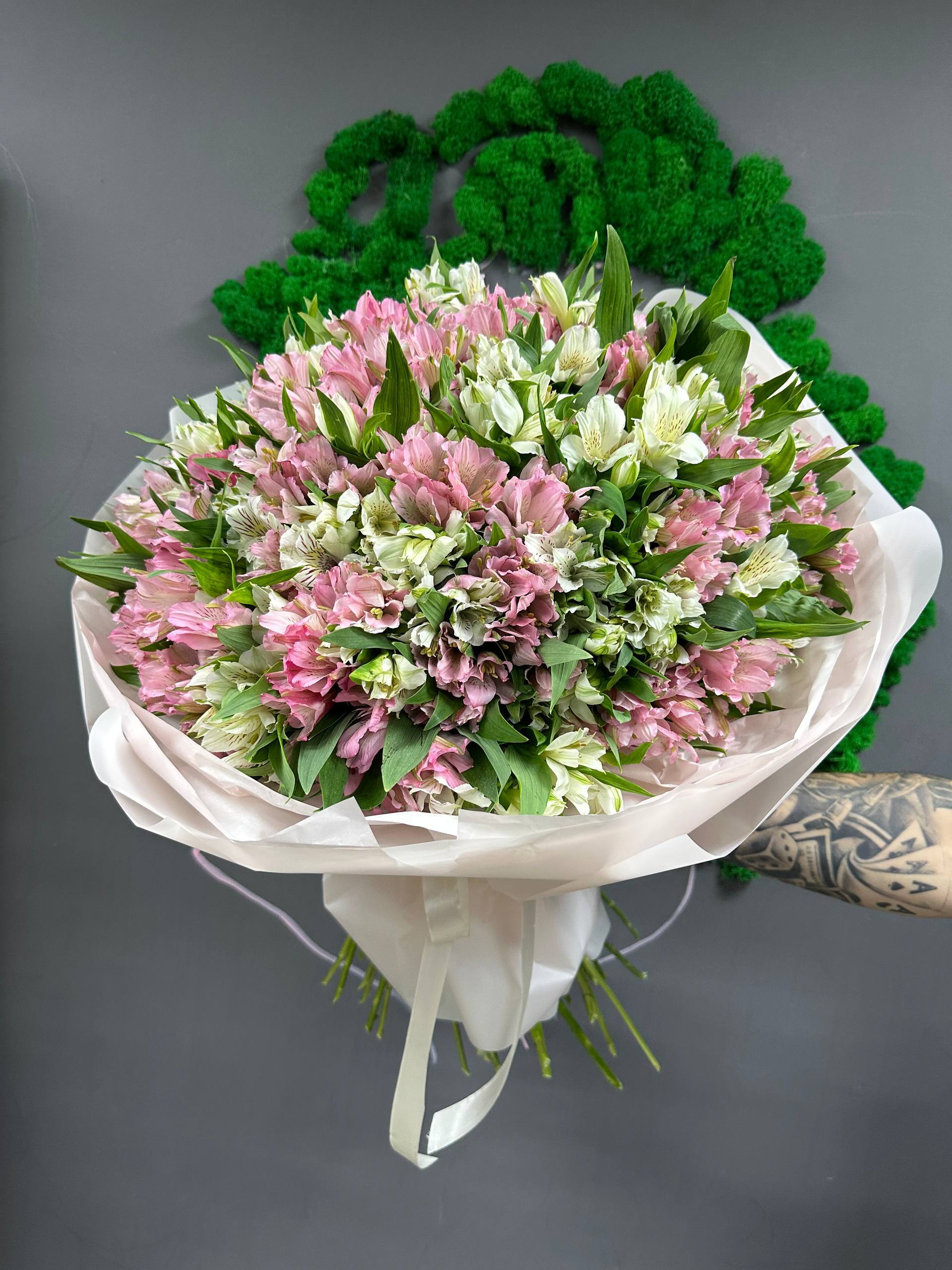 101 микс бел и роз альстры