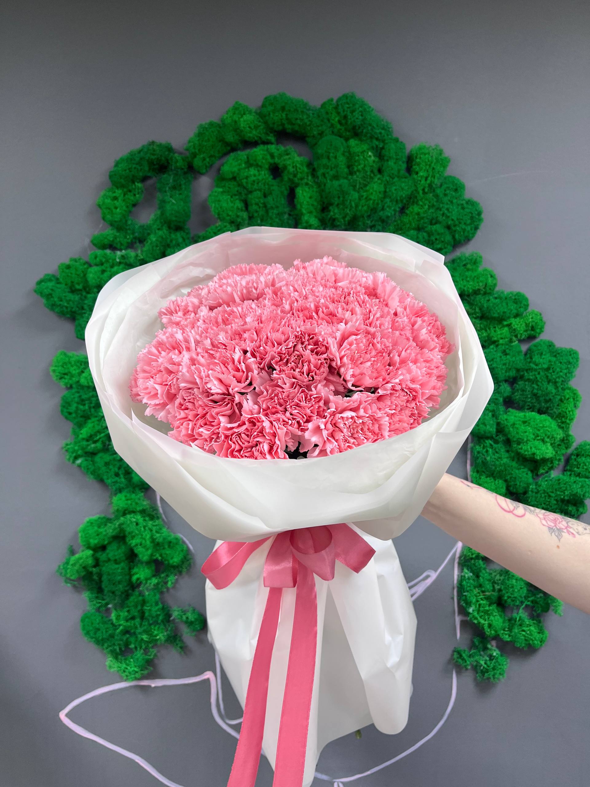 31 розовых диантусов